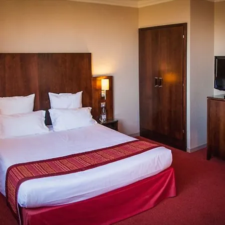 Western Golf & Du Gouverneur Hotel Monthieux