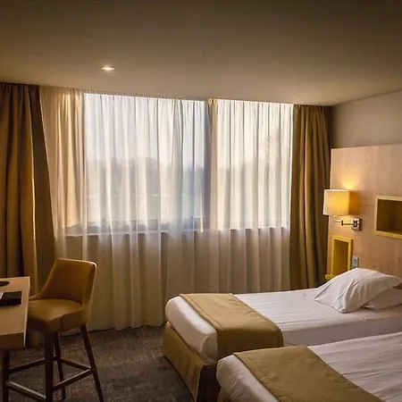 Hotel Western Golf & Du Gouverneur Monthieux