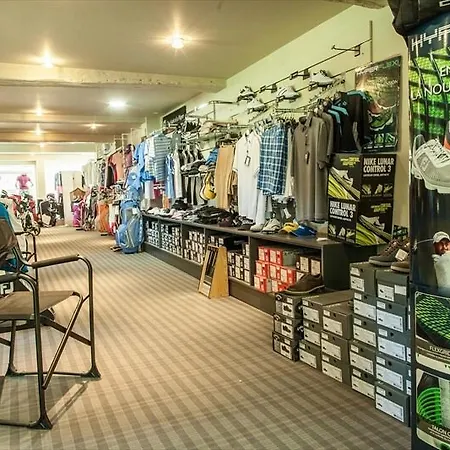 Western Golf & Du Gouverneur Monthieux